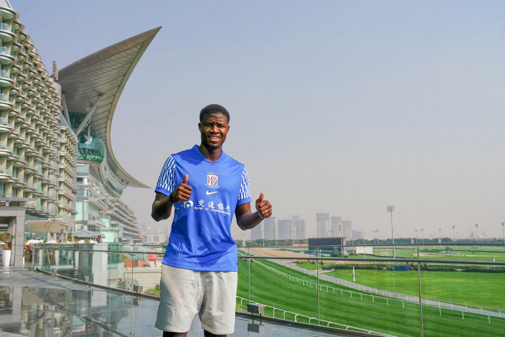 杏彩体育官方网站-官方：上海申花签下塞内加尔28岁中锋马克塔-盖伊